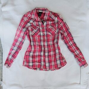 Rue21 Pink and Gray Plaid Shirt